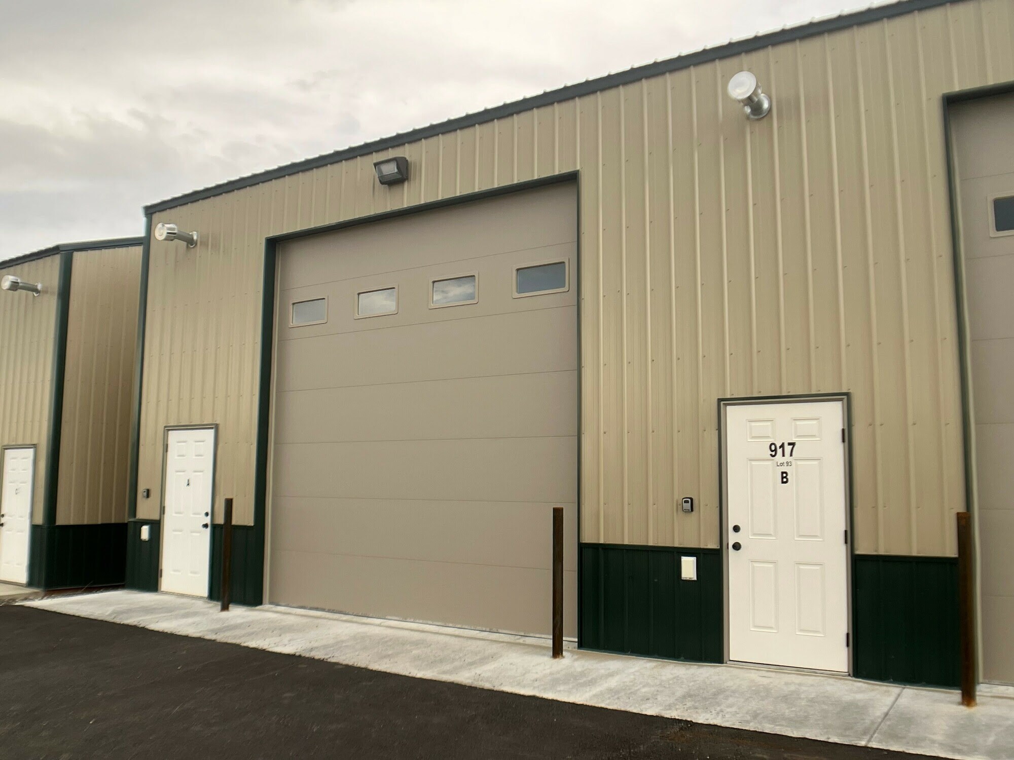 832 W. Toy Storage Street #B, Billings, MT for lease Primary Photo- Image 1 of 4