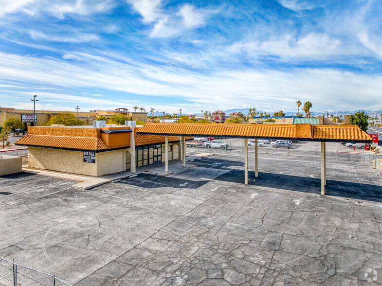 4601 E Sunset Rd, Henderson, NV for sale - Building Photo - Image 3 of 11