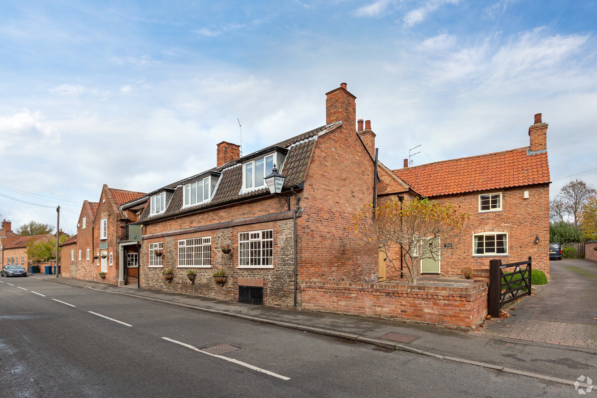 Main St, Newark for sale Building Photo- Image 1 of 1