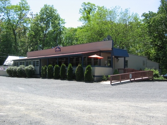 7909 Albany Post Rd, Red Hook, NY for sale Primary Photo- Image 1 of 1