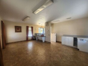 1455 McMullen Booth Rd, Clearwater, FL for lease Interior Photo- Image 2 of 5