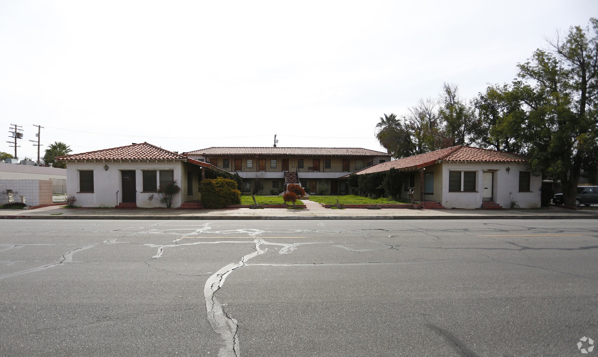 2011 18th St, Bakersfield, CA for sale Primary Photo- Image 1 of 1
