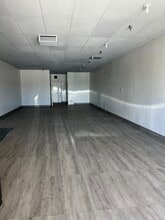 43430 Florida Ave, Hemet, CA for lease Interior Photo- Image 2 of 8