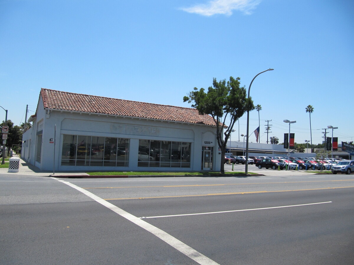 1200 W Main St, Alhambra, CA 91801