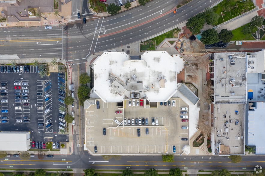 600 W Santa Ana Blvd, Santa Ana, CA for lease - Aerial - Image 2 of 15