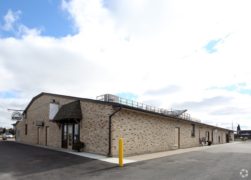 1634 HYDE PARK Rd, London, ON for lease - Building Photo - Image 2 of 4