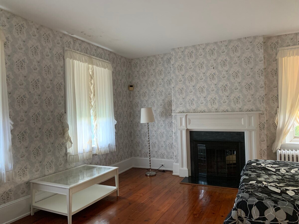 40 Retreat Rd, Southampton, NJ 08088