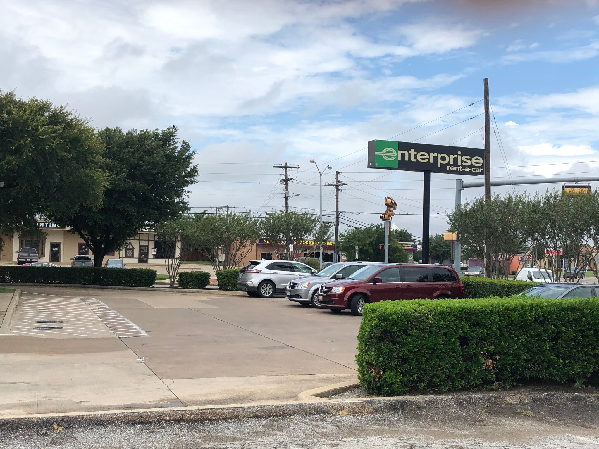 499 W Arapaho Rd, Richardson, TX 75080 Enterprise RentA