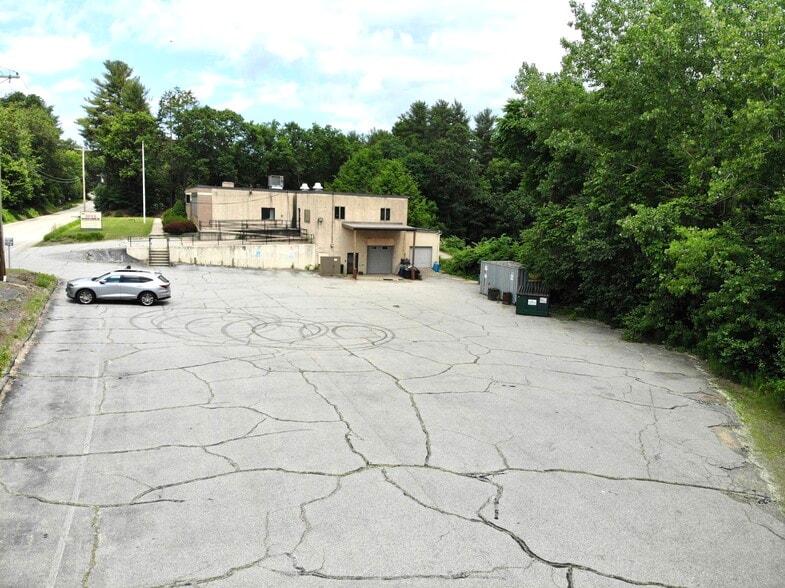 44 Southbridge Rd, Dudley, MA for sale - Building Photo - Image 2 of 34