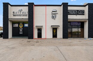 Cornerstone Plaza, Suite H - Storefront Property