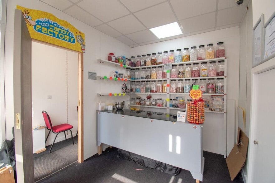 281 Aylestone Rd, Leicester for lease - Building Photo - Image 2 of 10