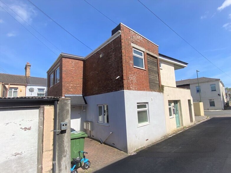 121 St Marychurch Rd, Torquay, TQ1 3HL Retail for Sale