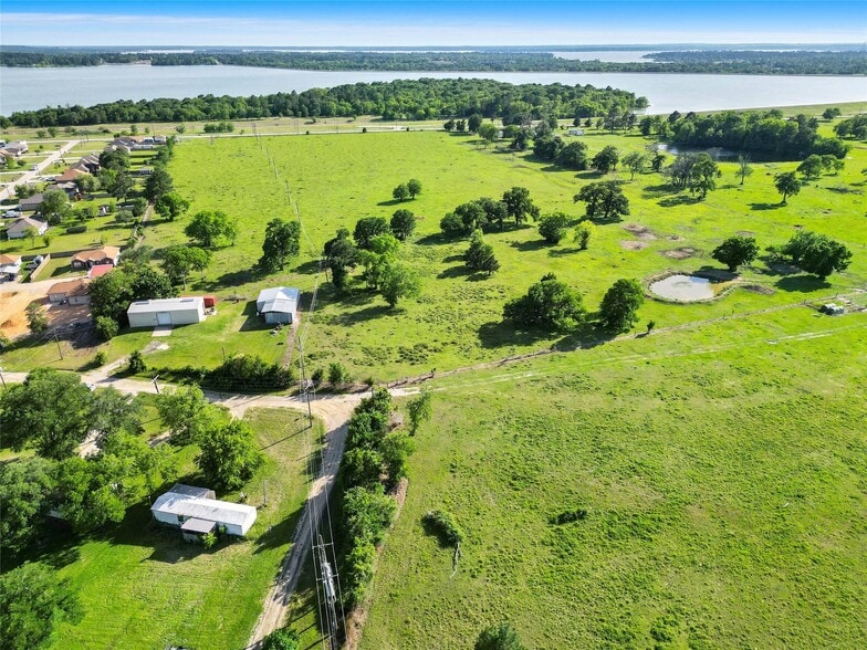 11250 Longstreet Rd, Willis, TX for sale - Primary Photo - Image 2 of 5