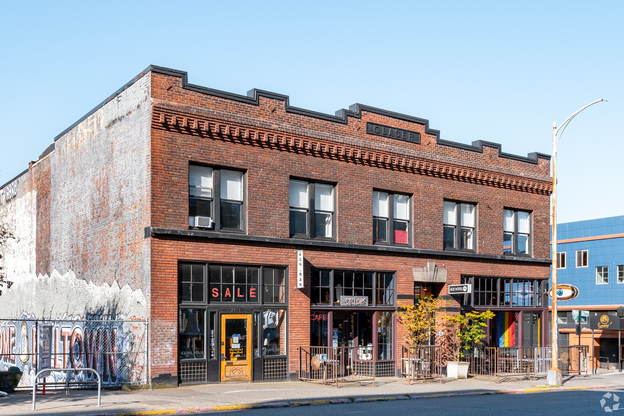2423 1st Ave, Seattle, WA for sale Primary Photo- Image 1 of 1