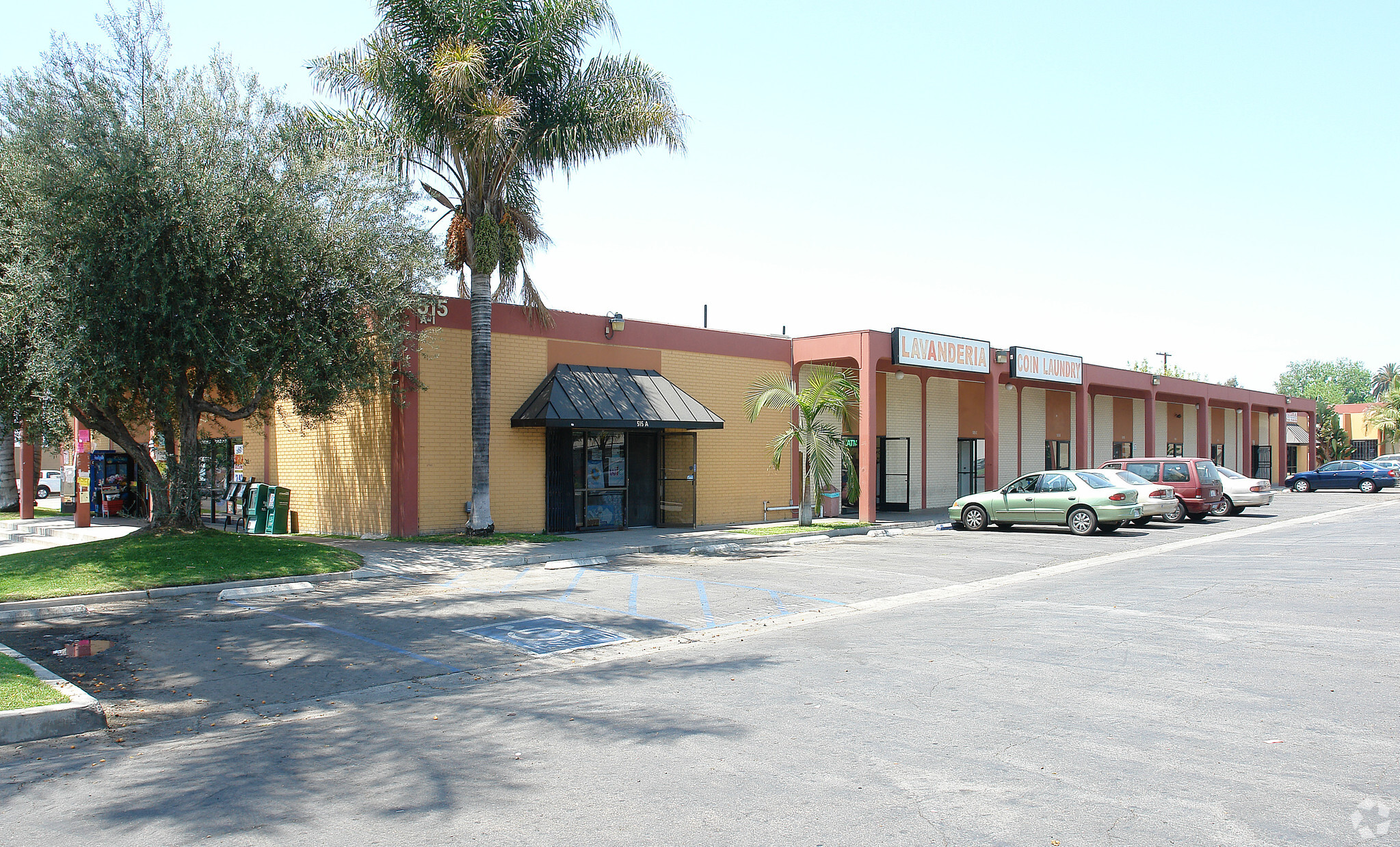 515 W Valencia Dr, Fullerton, CA 92832 - The Valencia Industrial Center ...