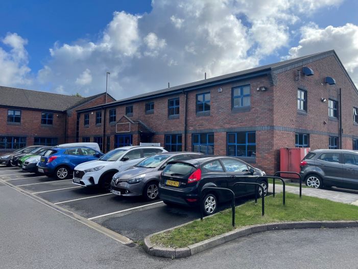 Scotts Quays, Birkenhead for sale Primary Photo- Image 1 of 1