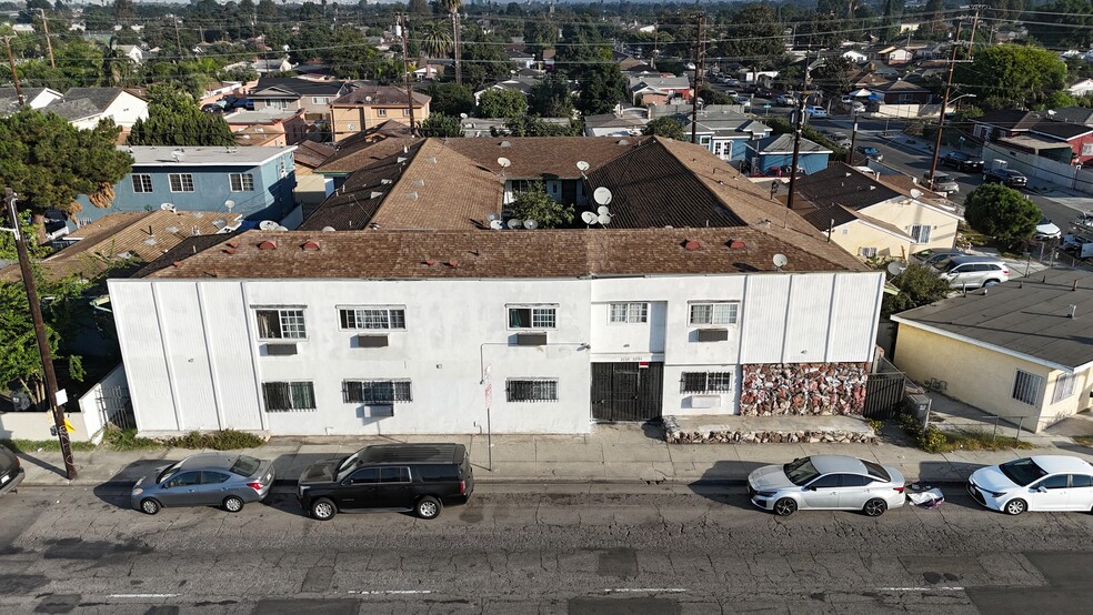 2201 E Compton Blvd, Compton, CA for sale - Building Photo - Image 2 of 6