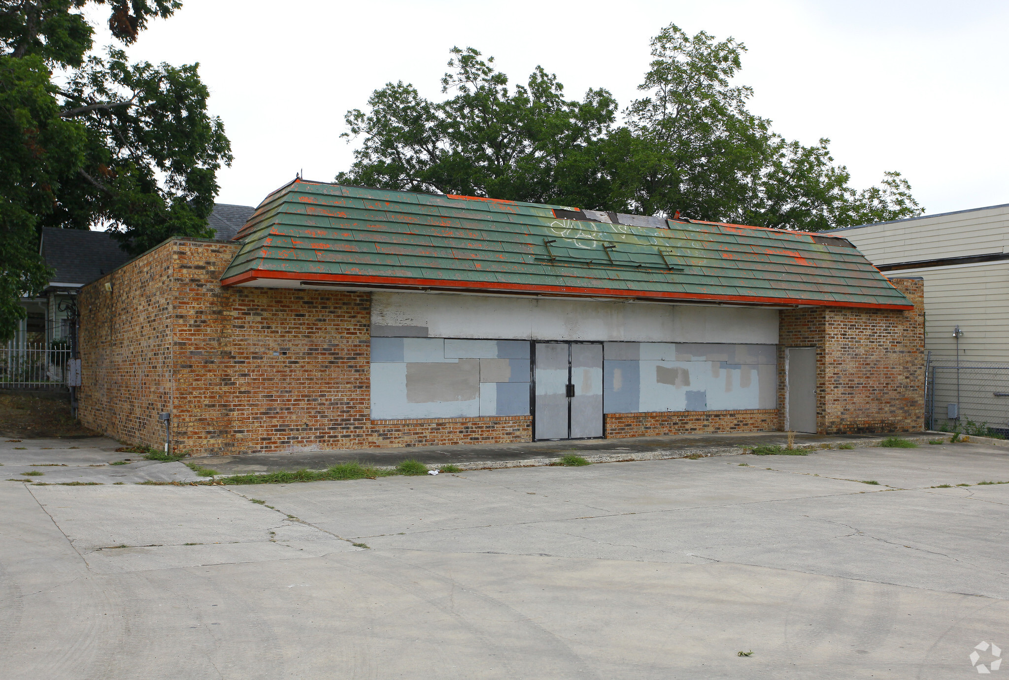 1136 E Grayson St, San Antonio, TX for sale Primary Photo- Image 1 of 6