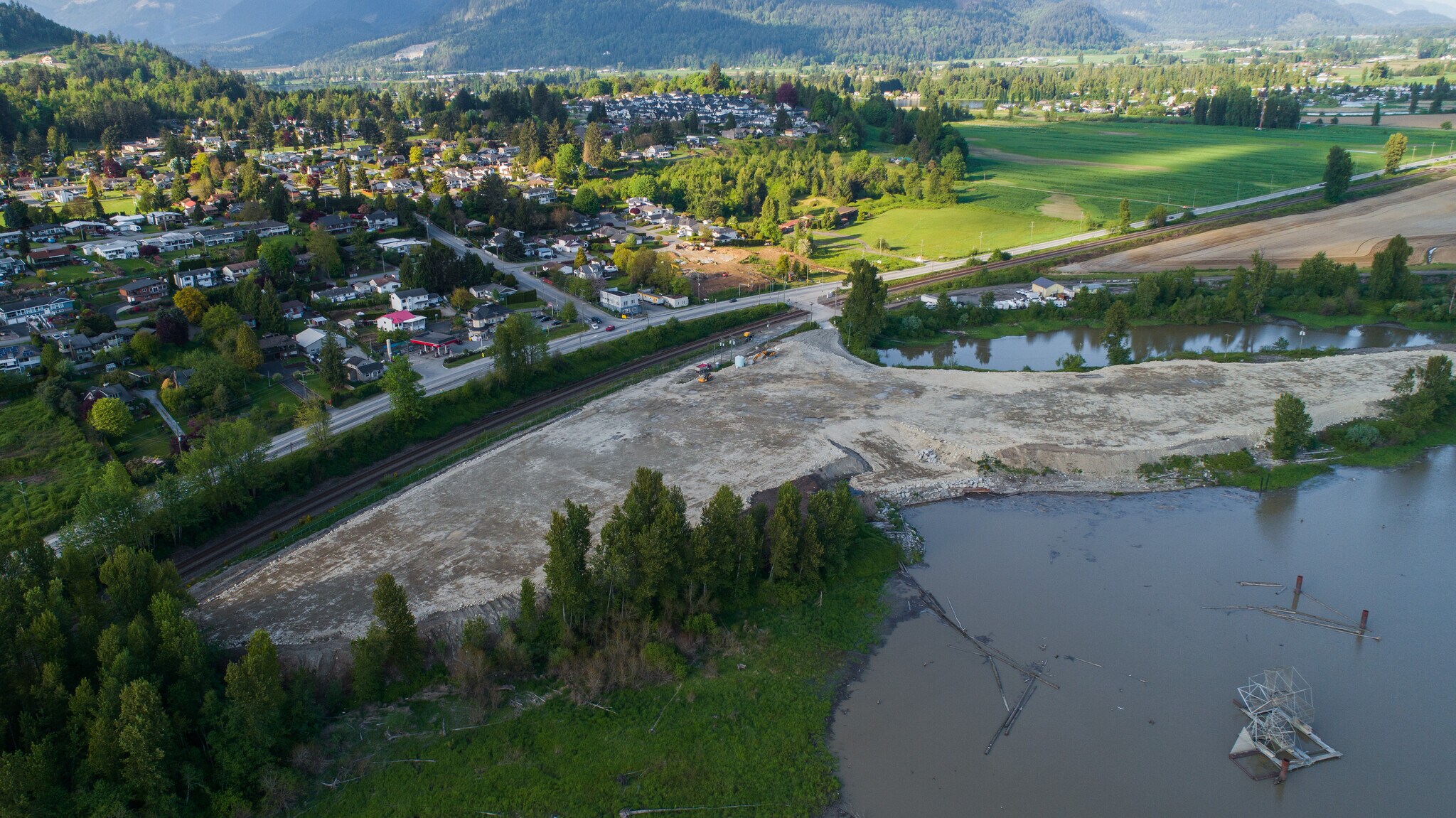 34980 Lougheed Hwy, Mission, BC V2V 6T1