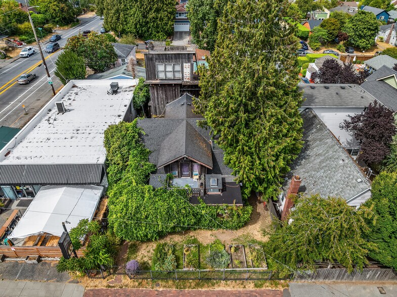 652 NW 85th St, Seattle, WA for sale - Primary Photo - Image 1 of 10