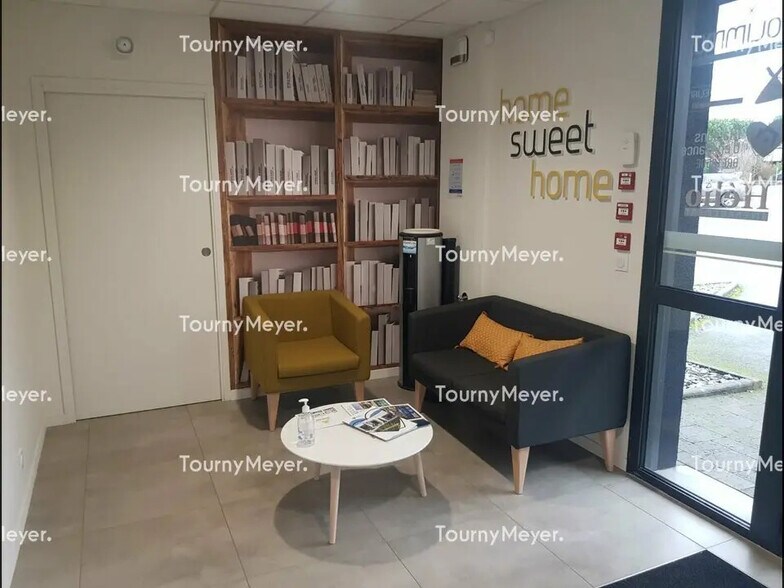 Office in Cesson-Sévigné for lease - Lobby - Image 3 of 4