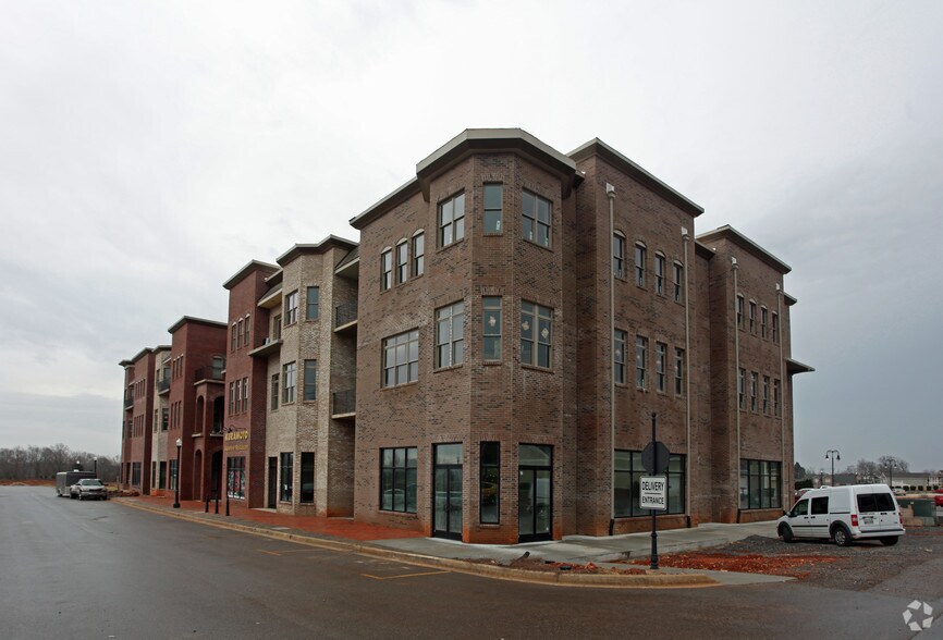 300 Centre St, Pleasant View, TN for sale - Primary Photo - Image 1 of 1