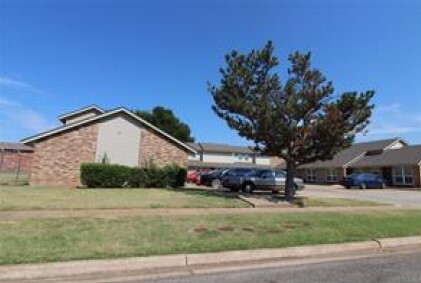 217 Bull Run St, Norman, OK for sale Building Photo- Image 1 of 61