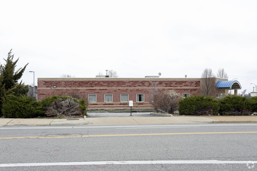 909 N 14th St, Saint Louis, MO for lease - Building Photo - Image 2 of 3