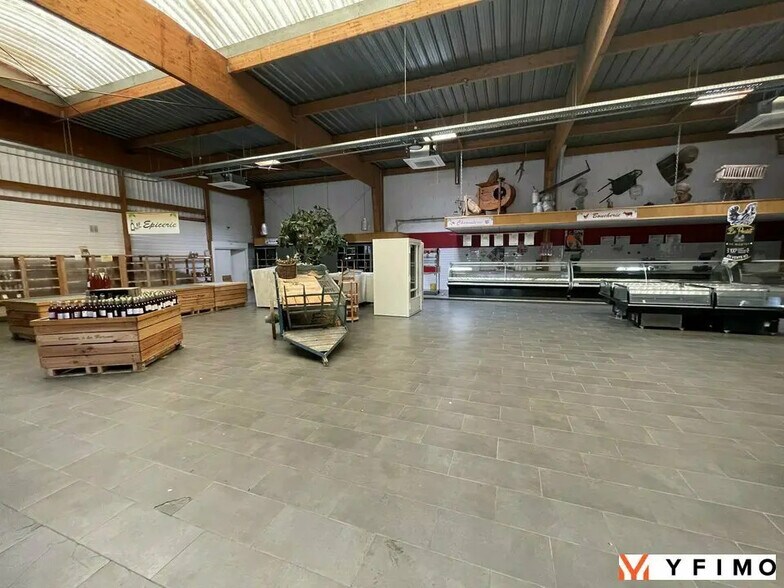 Flex in Buchelay for sale - Interior Photo - Image 3 of 4