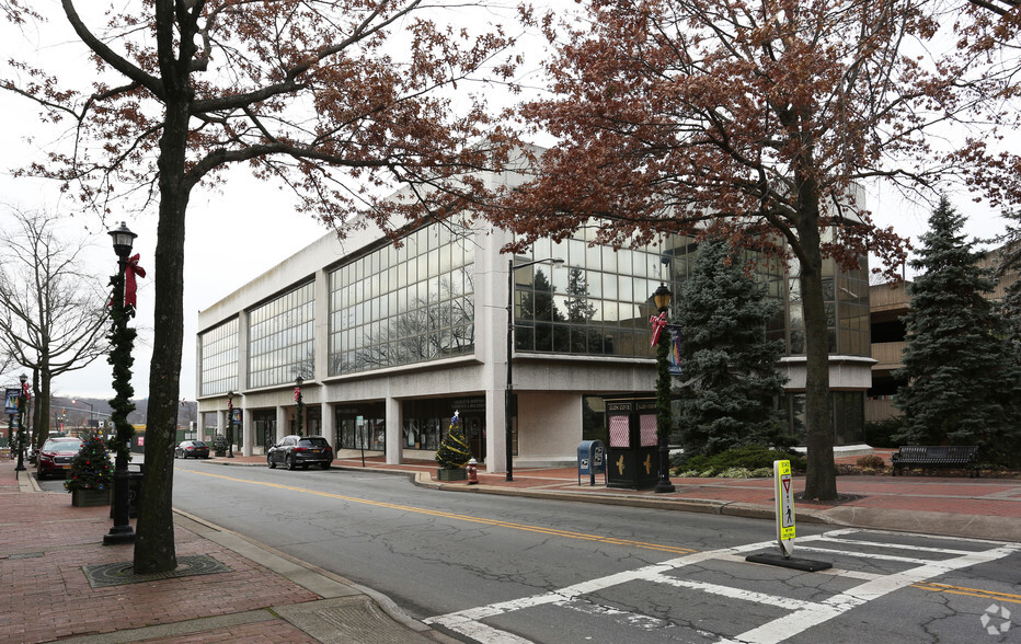 1 School St, Glen Cove, NY for sale - Building Photo - Image 1 of 43