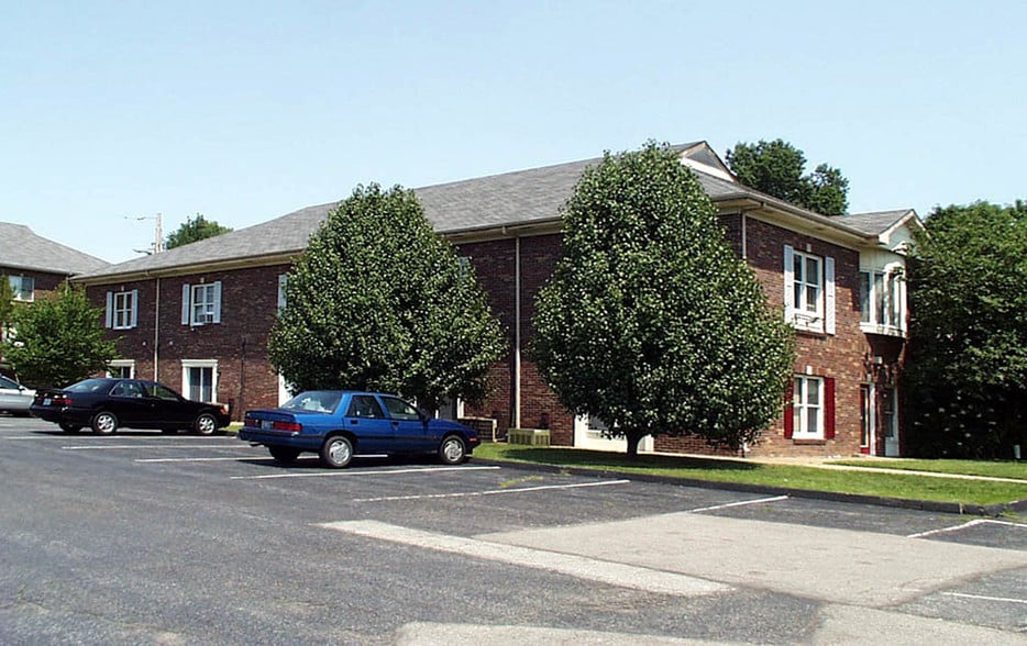 1821 Sherman Dr, Saint Charles, MO for lease - Other - Image 3 of 11