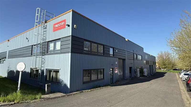 Flex in Quincy-Voisins for lease - Building Photo - Image 3 of 5