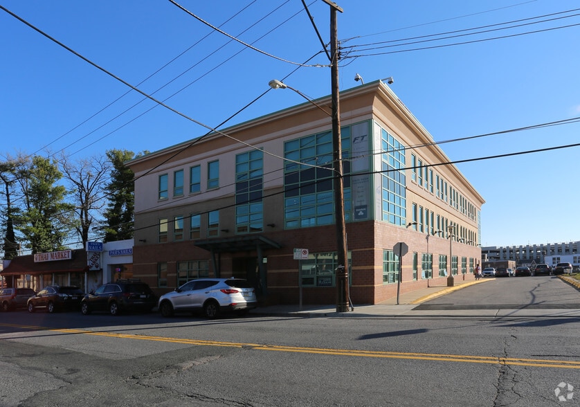 912 Thayer Ave, Silver Spring, MD for sale - Building Photo - Image 2 of 20