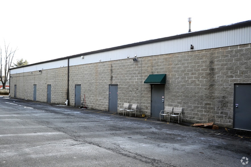 990 Route 202 S, Branchburg, NJ for lease - Building Photo - Image 2 of 5