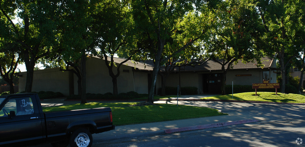 888 S Capitol Ave, San Jose, CA for sale - Primary Photo - Image 1 of 1