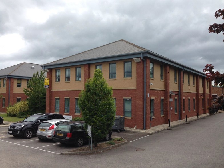 2 Sandbeck Ct, Wetherby for lease - Building Photo - Image 2 of 5