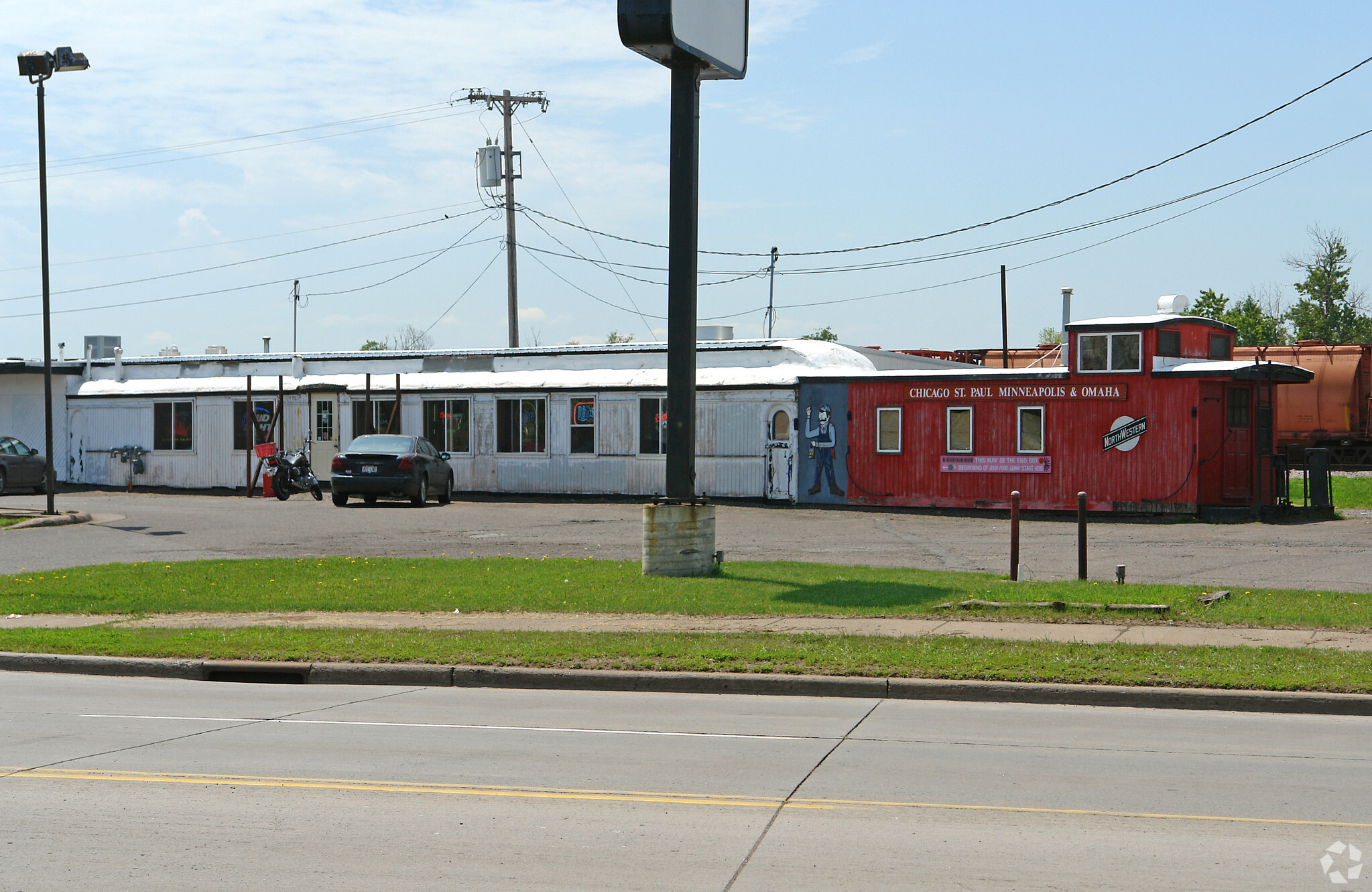 5002 E 3rd St, Superior, WI for sale Primary Photo- Image 1 of 1