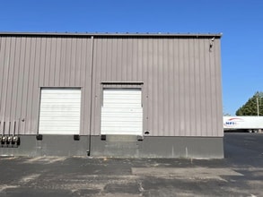 5111-5121 E ML Ave, Kalamazoo, MI for lease Interior Photo- Image 1 of 4