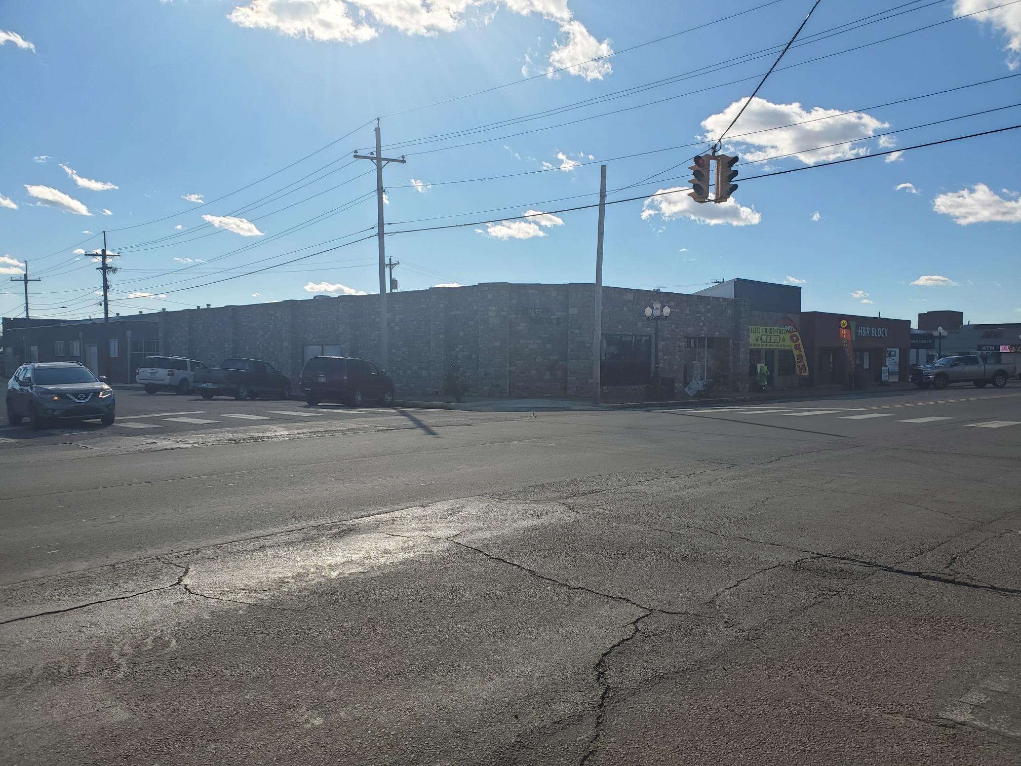 124 E Jackson St, Hugo, OK for sale Building Photo- Image 1 of 34