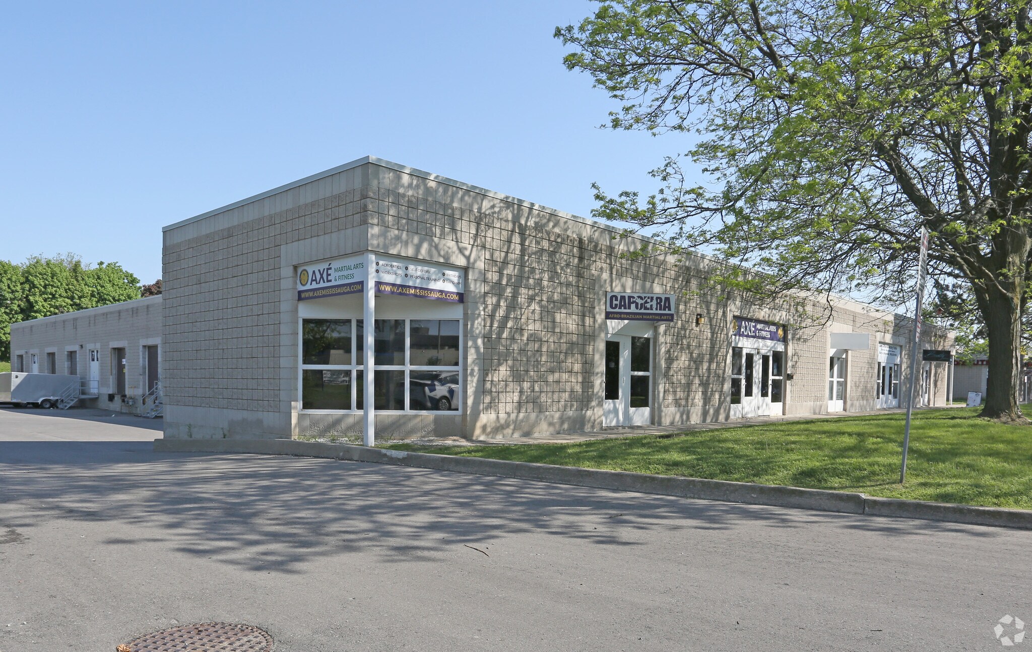 2505 Dunwin Dr, Mississauga, ON for lease Primary Photo- Image 1 of 14