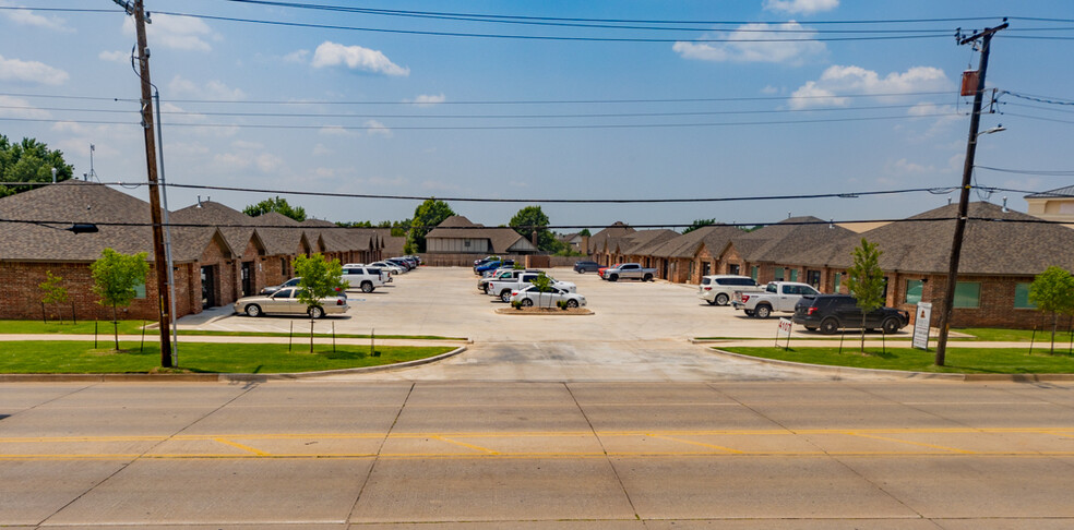 4107 N Council Rd, Bethany, OK for sale - Building Photo - Image 2 of 3