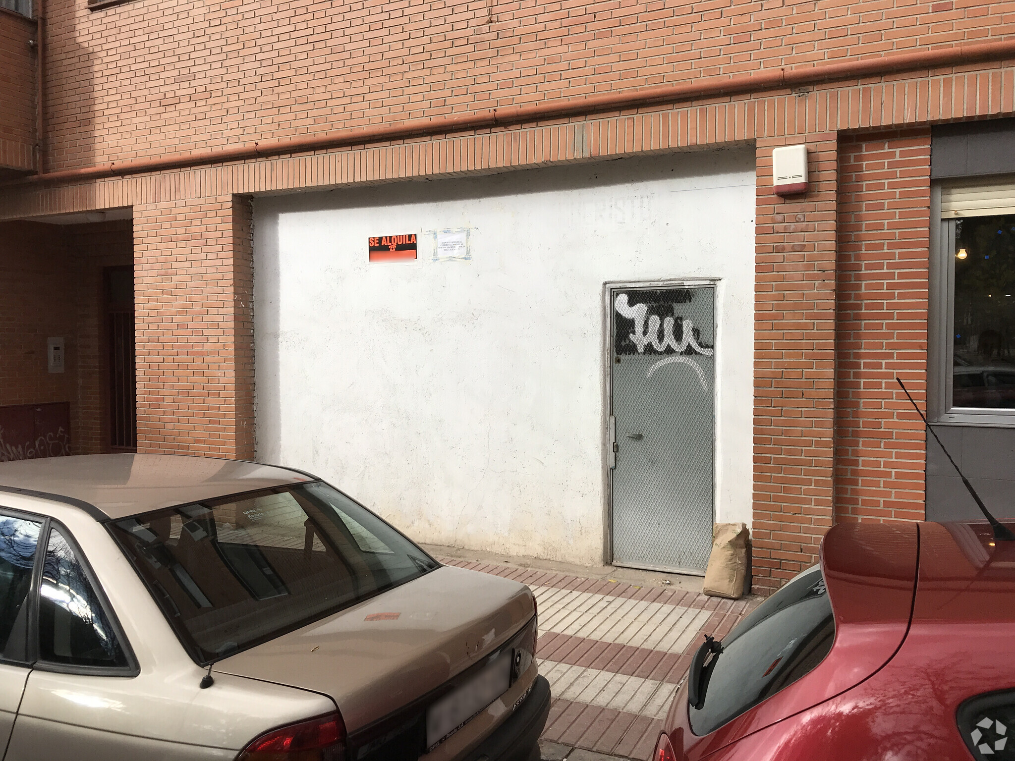 Calle Alquiles, 21, Madrid, Madrid for lease Interior Photo- Image 1 of 2