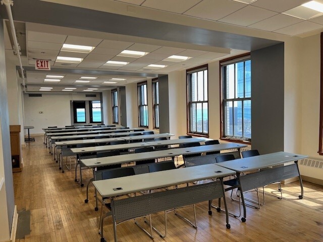 67 E Madison St, Chicago, IL for lease - Interior Photo - Image 2 of 5