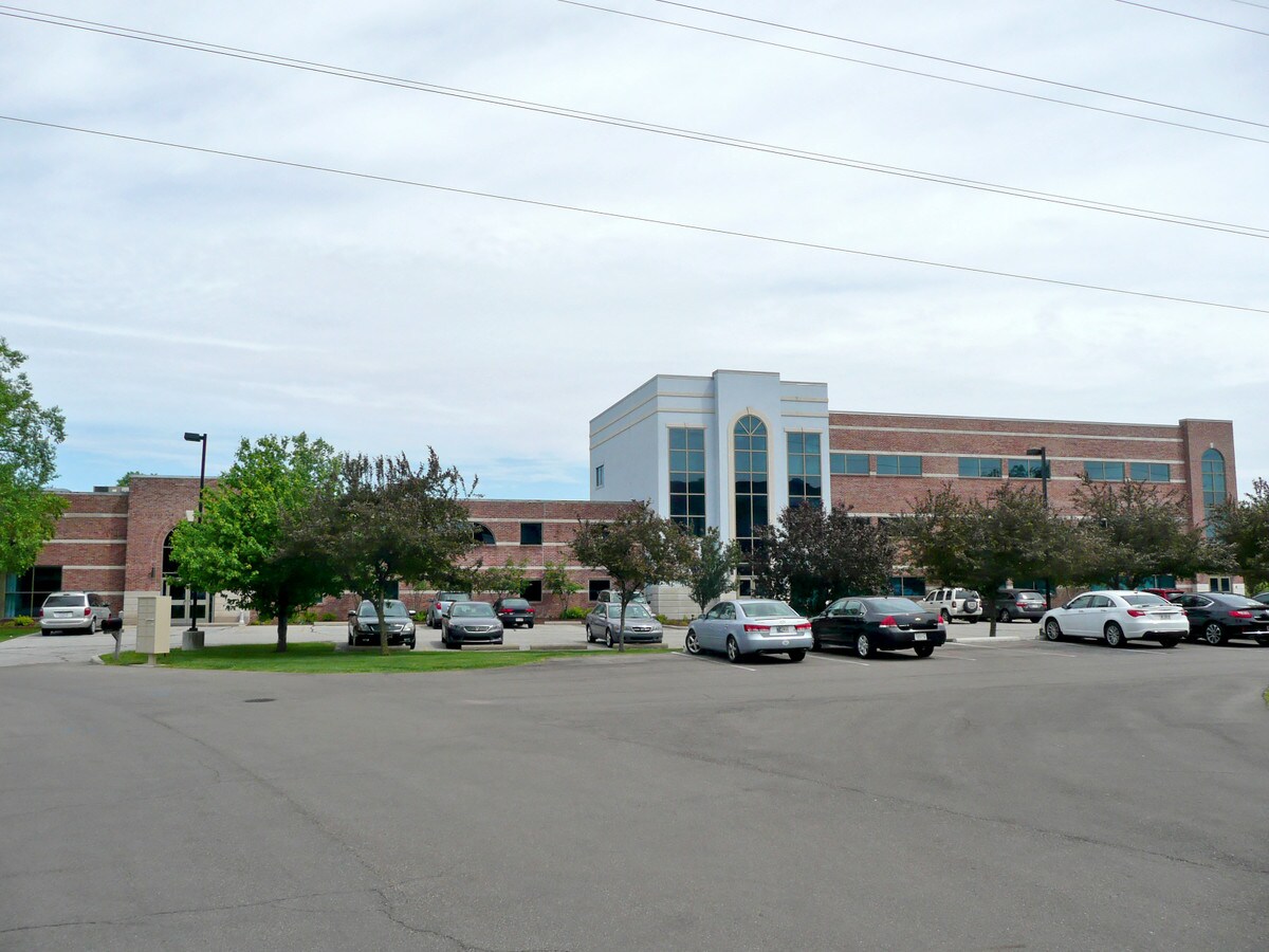 3838 N Main St, Mishawaka, IN 46545 Class A Office Building