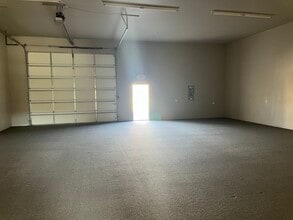 1361 N Fretz Dr, Edmond, OK for lease Building Photo- Image 1 of 8
