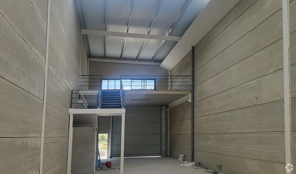 in Arroyomolinos, Madrid for sale - Primary Photo - Image 1 of 1