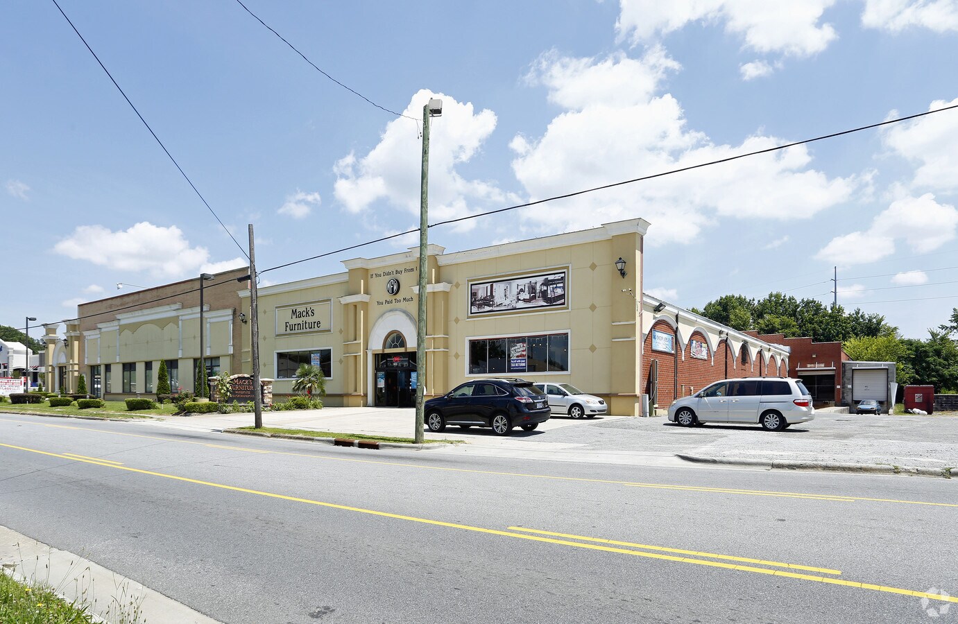 1809 Dickinson Ave, Greenville, NC 27834