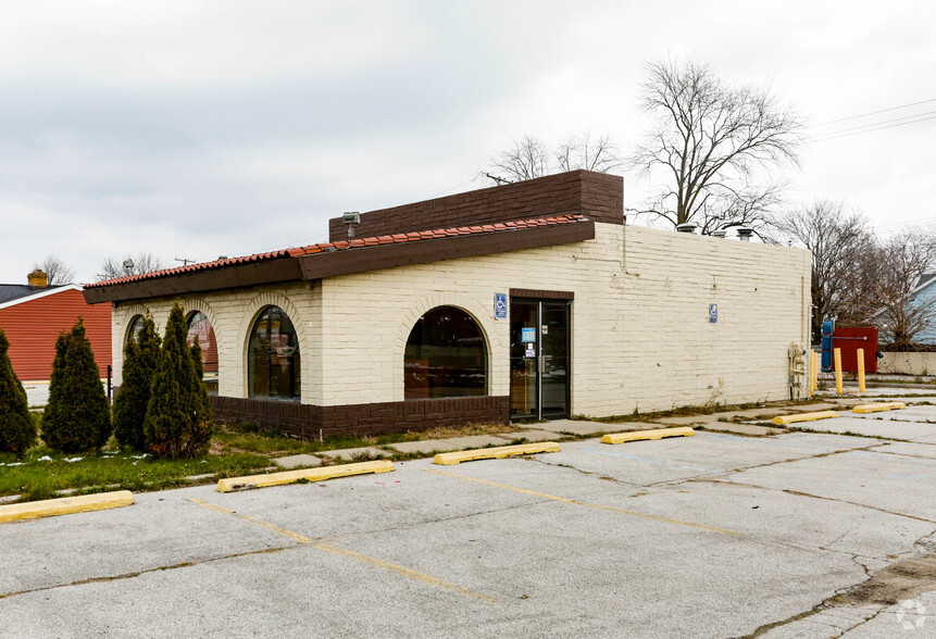 606 N Euclid Ave, Bay City, MI for sale - Primary Photo - Image 1 of 1