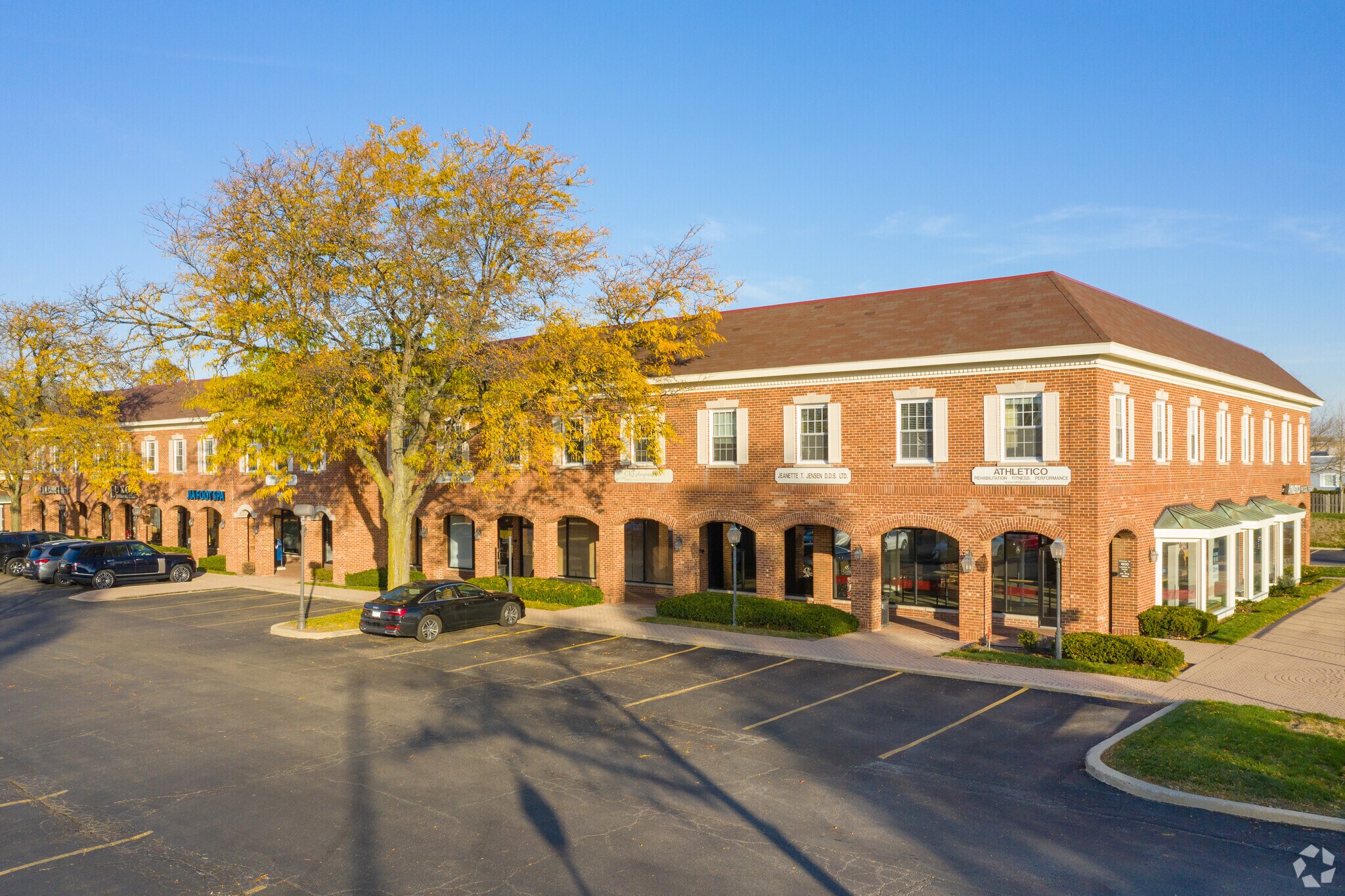 14121500 Waukegan Rd, Glenview, IL 60025 Carillon Square