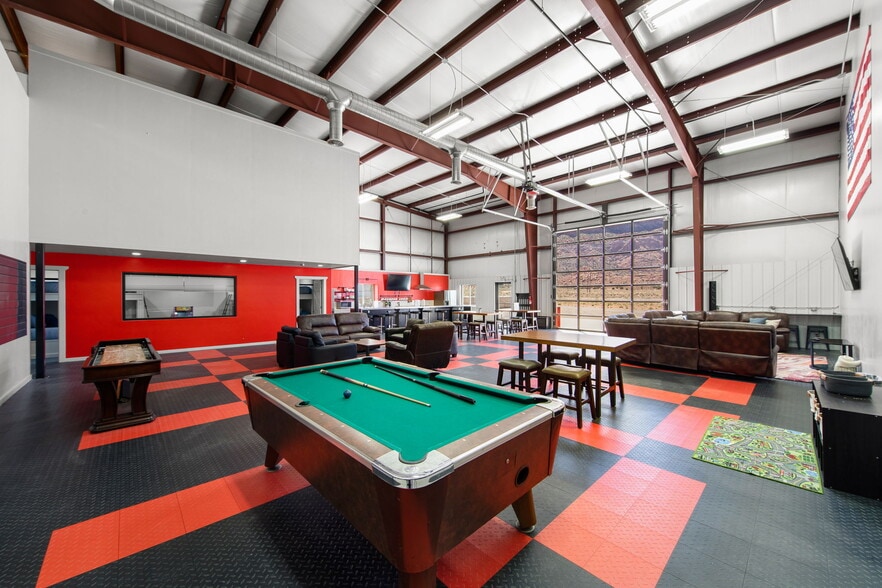 11858 S Highway 191, Moab, UT for lease - Building Photo - Image 2 of 2